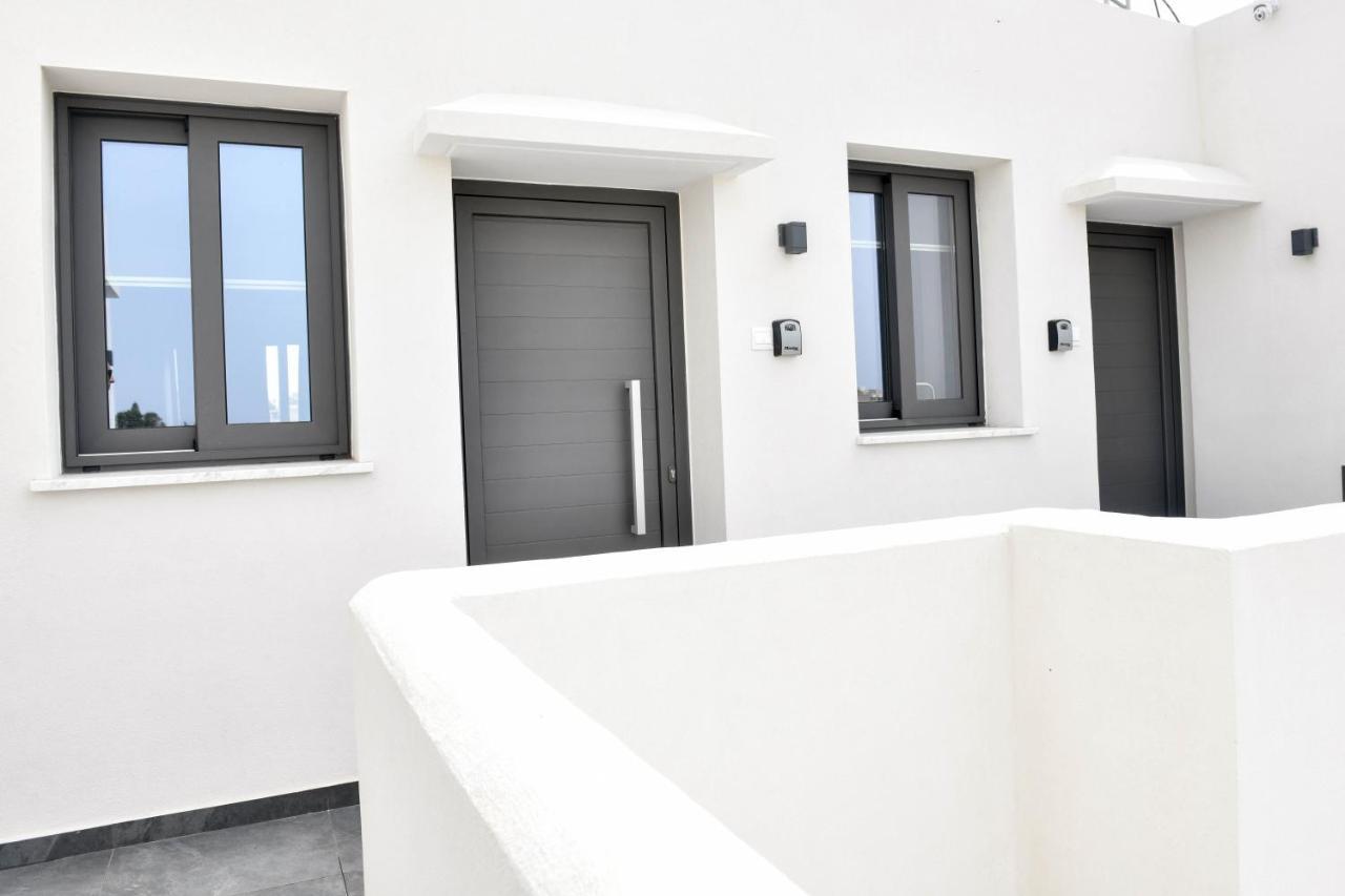 The Room, Suite 15, Leda Gardens Pafos Exterior foto